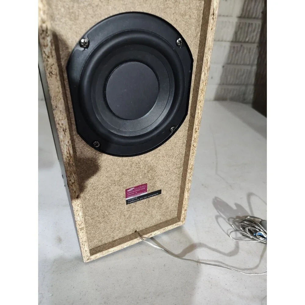 Samsung PS-EW1-2 Wired Home Theater Subwoofer Speaker (Subwoofer Only) (628)